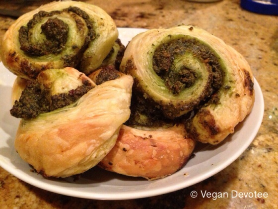 Vegan devotee appetizer spinach and basil pesto pinwheels